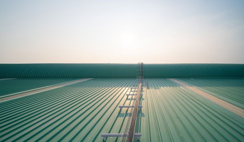 Who Does Metal Roof Panel Replacements